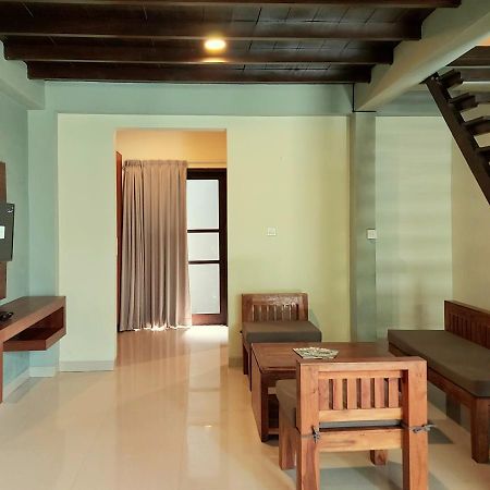 The New Moon Seminyak Hotel Exterior photo